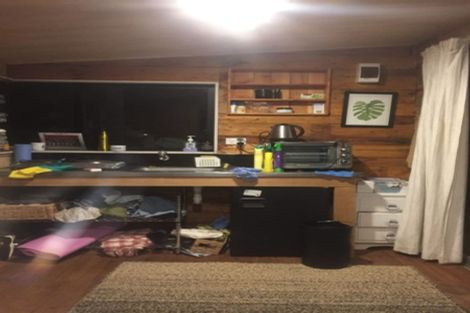 Photo of property in 2a Hammond Avenue, Hatfields Beach, Orewa, 0931