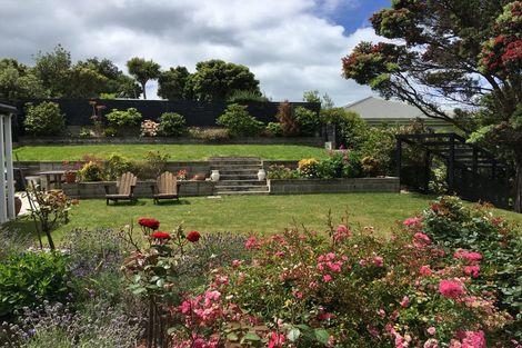 Photo of property in 45 The Crescent, Roseneath, Wellington, 6011