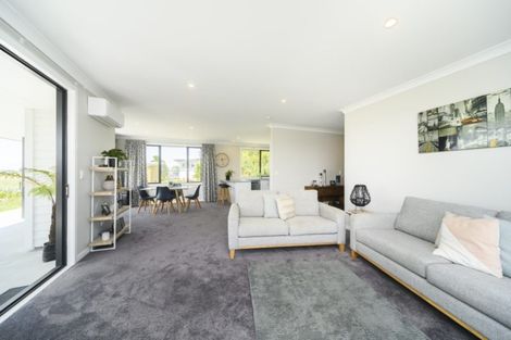 Photo of property in 6 George Street, Bulls, 4818