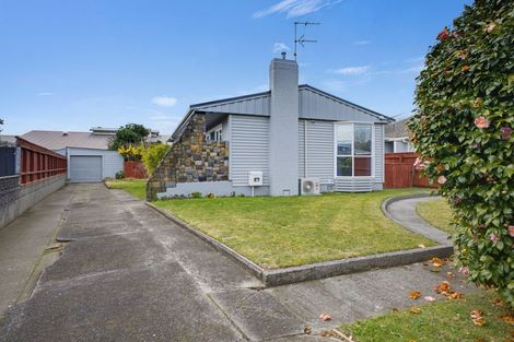 Photo of property in 31 Trafalgar Street, Westown, New Plymouth, 4310