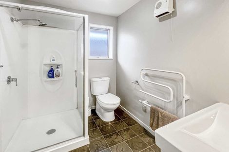 Photo of property in 9 Field Terrace, Upper Riccarton, Christchurch, 8041