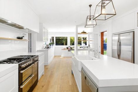 Photo of property in 301 Fergusson Drive, Heretaunga, Upper Hutt, 5018