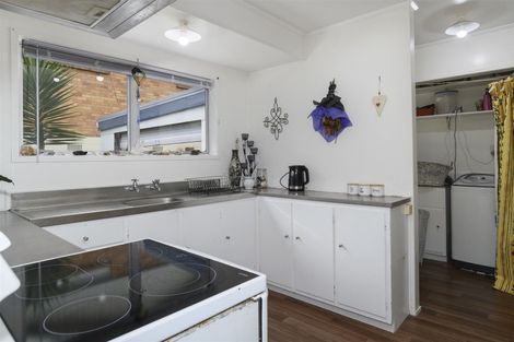 Photo of property in 5 Dunton Drive, Welcome Bay, Tauranga, 3112