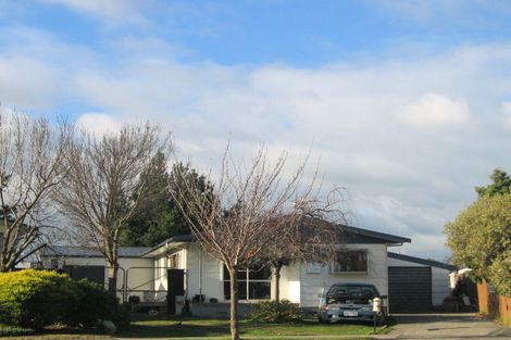 Photo of property in 16 Clement Place, Greenmeadows, Napier, 4112