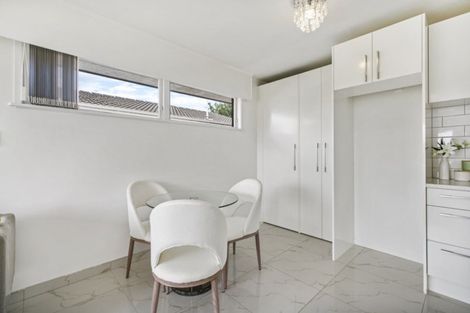 Photo of property in 3/8 Russell Road, Manurewa, Auckland, 2102