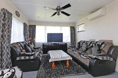 Photo of property in 112 Warwick Road, Mayfair, Hastings, 4122