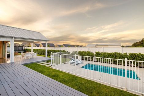 Photo of property in 22 Hugo Shaw Drive, Cambridge, 3434