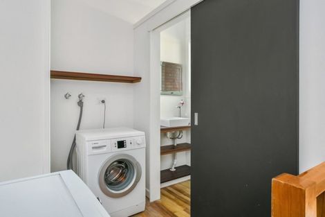 Photo of property in 102 Hall Street, Cambridge, 3434