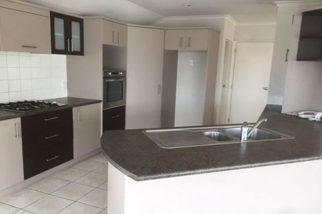 Photo of property in 65a Rodney Street, Howick, Auckland, 2014