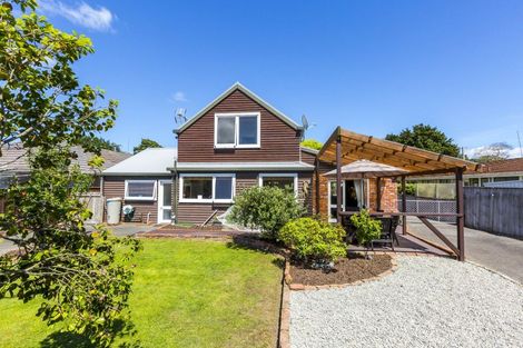 Photo of property in 11 Benzie Avenue, Wallaceville, Upper Hutt, 5018