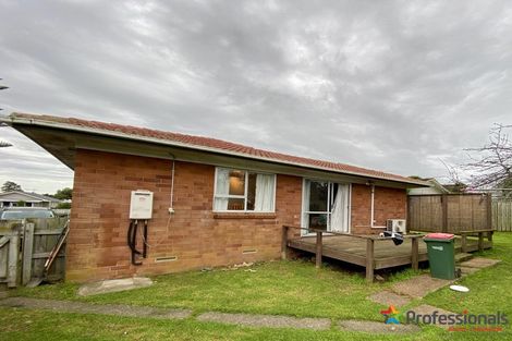 Photo of property in 121 Mahia Road, Wattle Downs, Auckland, 2103