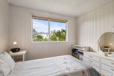Photo of property in 58 Juniper Road, Sunnynook, Auckland, 0620