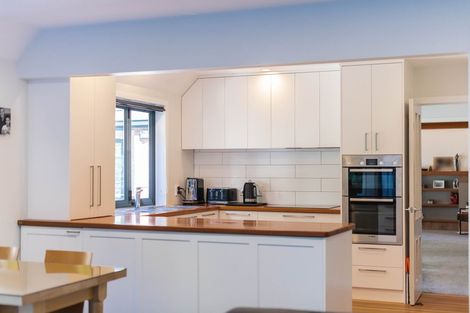 Photo of property in 17a Simla Crescent, Khandallah, Wellington, 6035