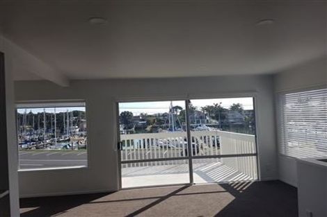 Photo of property in 2/12 Inga Road, Milford, Auckland, 0620