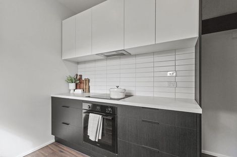 Photo of property in 28 North Parade, Richmond, Christchurch, 8013