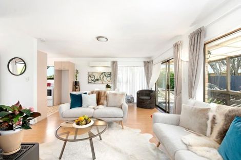 Photo of property in 1/2 Tristram Avenue, Forrest Hill, Auckland, 0620