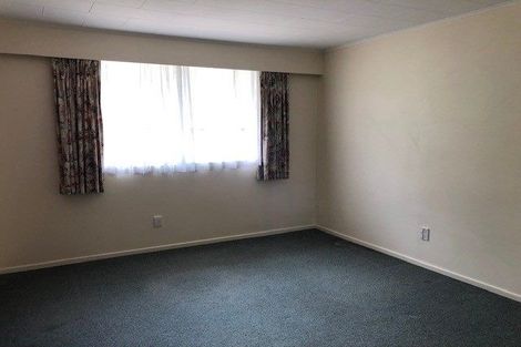 Photo of property in 55 Norana Road, Timberlea, Upper Hutt, 5018