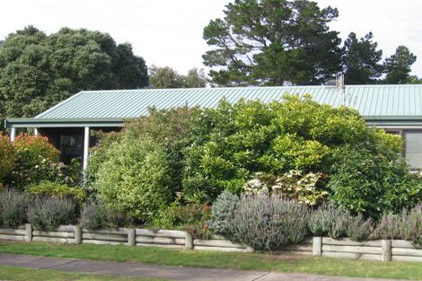 Photo of property in 37 Jubilee Drive, Pauanui, Hikuai, 3579