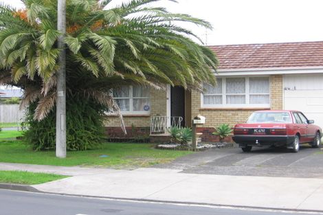 Photo of property in 1/15 Ti Rakau Drive, Pakuranga, Auckland, 2010