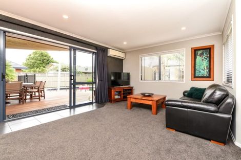 Photo of property in 3 Johnsfield Place, Rototuna, Hamilton, 3210