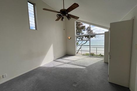 Photo of property in 1/58 Clovelly Road, Bucklands Beach, Auckland, 2012