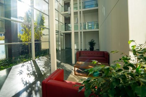 Photo of property in Sanctum Apartments, 11/10a Ebor Street, Te Aro, Wellington, 6011