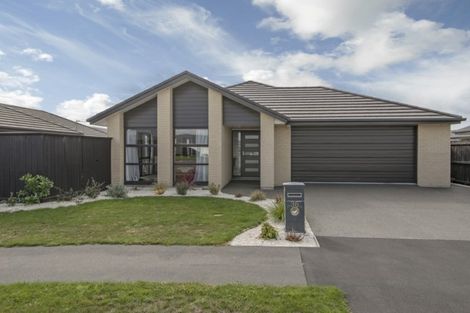 Photo of property in 36 Luxembourg Crescent, Halswell, Christchurch, 8025