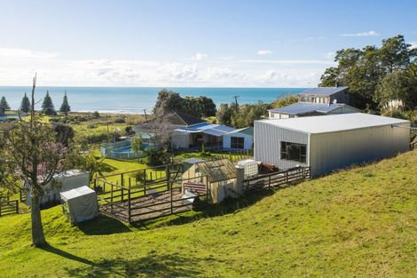 Photo of property in 26 Arthur Street, Tokomaru Bay, 4079