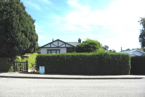 Photo of property in 4 Avenue Road, West End, Timaru, 7910