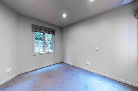 Photo of property in 263 Middleton Road, Glenside, Wellington, 6037