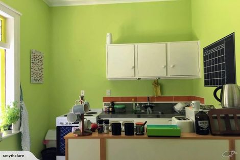 Photo of property in 2/37 Wilton Road, Wadestown, Wellington, 6012