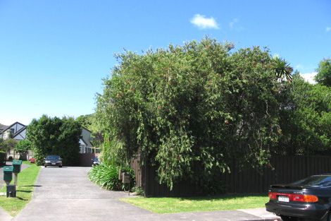 Photo of property in 1/28 Uppingham Crescent, Hillcrest, Auckland, 0627