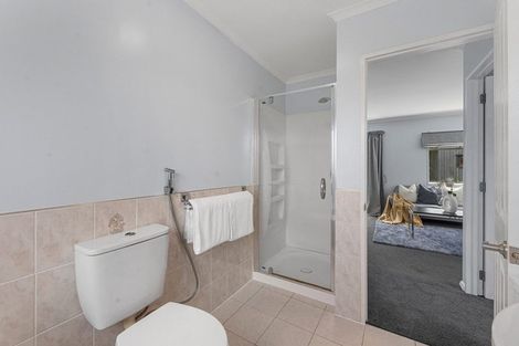 Photo of property in 628a Te Atatu Road, Te Atatu Peninsula, Auckland, 0610