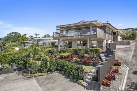 Photo of property in 7 Commodore Parry Road, Castor Bay, Auckland, 0620