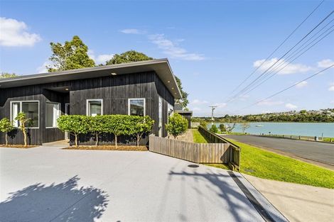 Photo of property in 12b Chapman Road, Te Atatu Peninsula, Auckland, 0610