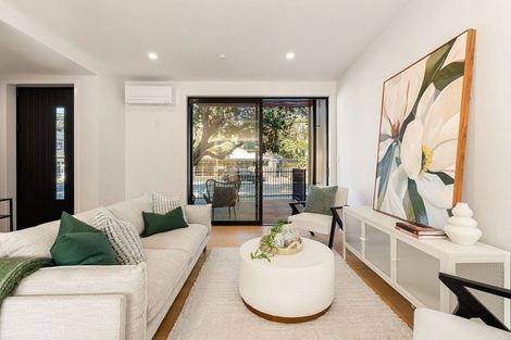 Photo of property in 3/152 The Parade, Island Bay, Wellington, 6023