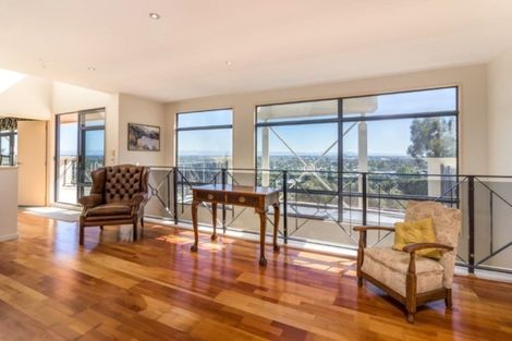 Photo of property in 35 Major Aitken Drive, Huntsbury, Christchurch, 8022