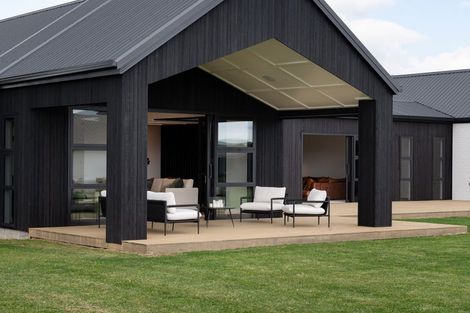 Photo of property in 59 Greenkeeper Lane, Ngahinapouri, 3882