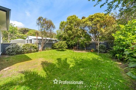 Photo of property in 143 Whites Line East, Waiwhetu, Lower Hutt, 5010