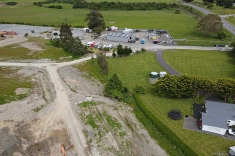 Photo of property in 1684 State Highway 2, Kaitoke, Upper Hutt, 5018