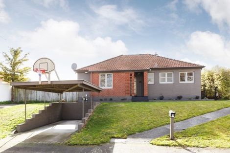 Photo of property in 3 Wharenui Terrace, Roslyn, Palmerston North, 4414