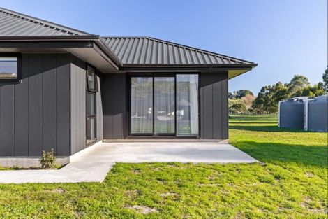 Photo of property in 230 Valley Views, Fitzherbert, Palmerston North, 4472