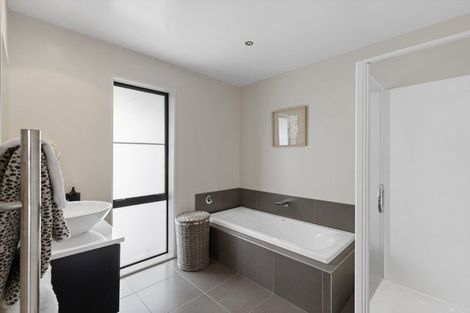 Photo of property in 10e Riverside Lane, Tai Tapu, 7672