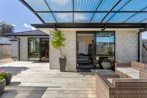 Photo of property in 14 Tangaroa Street, Waitara, 4320