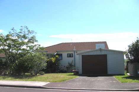 Photo of property in 10 Merida Place, Unsworth Heights, Auckland, 0632