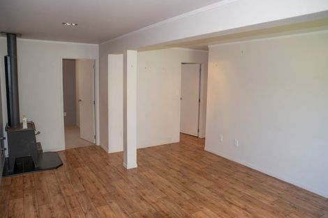 Photo of property in 42 Walker Road West, Aongatete, 3178