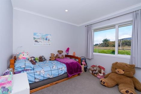 Photo of property in 6 Te Ariki Drive, Waitarere, Levin, 5510
