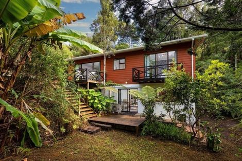 Photo of property in 56 Tanekaha Road, Titirangi, Auckland, 0604