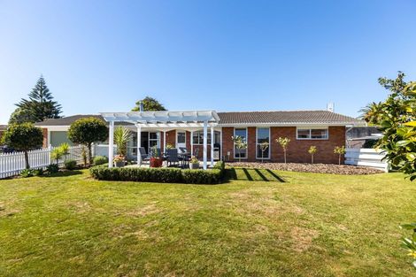 Photo of property in 51 Manu Crescent, Upper Vogeltown, New Plymouth, 4310