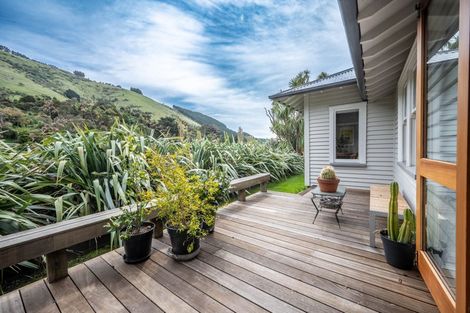 Photo of property in 1123 Okains Bay Road, Okains Bay, 7583